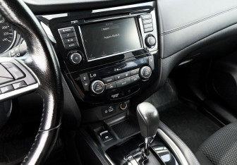 Подержанный автомобиль Nissan X-Trail 2021 года (9 фото)