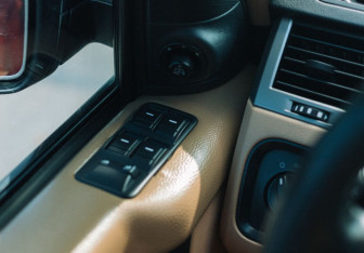 Подержанный автомобиль Land Rover Range Rover Sport 2008 года (13 фото)