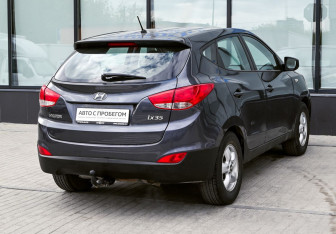 Подержанный автомобиль Hyundai ix35 2010 года (5 фото)