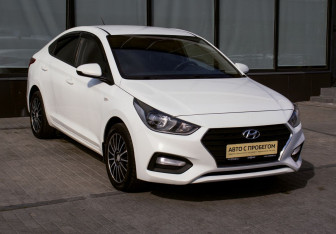 Подержанный автомобиль Hyundai Solaris Sedan 2019 года (7 фото)