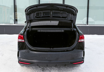 Подержанный автомобиль Hyundai Solaris Sedan 2021 года (20 фото)