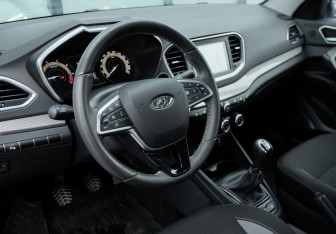 Подержанный автомобиль LADA (ВАЗ) Vesta Sedan 2023 года (9 фото)