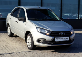 Подержанный автомобиль LADA (ВАЗ) Granta Sedan 2019 года (7 фото)