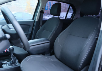 Подержанный автомобиль Renault Logan Sedan 2021 года (16 фото)