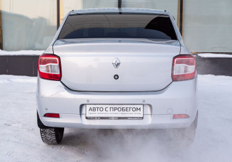 Подержанный автомобиль Renault Logan Sedan 2016 года (5 фото)
