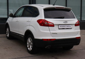 Подержанный автомобиль Chery Tiggo 5 2014 года (3 фото)