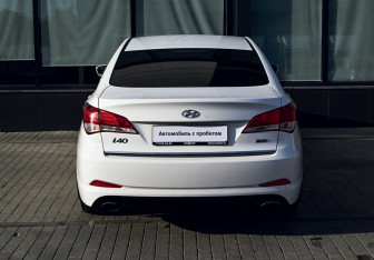 Подержанный автомобиль Hyundai i40 Sedan 2014 года (4 фото)