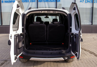 Подержанный автомобиль LADA (ВАЗ) Largus Wagon 2021 года (19 фото)