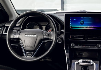 Подержанный автомобиль Haval M6 2023 года (19 фото)