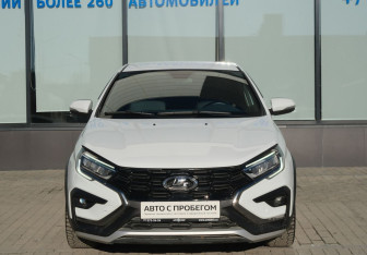 Подержанный автомобиль LADA (ВАЗ) Vesta Sedan 2023 года (8 фото)