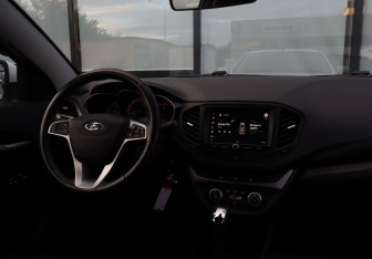 Подержанный автомобиль LADA (ВАЗ) Vesta Sedan 2021 года (19 фото)