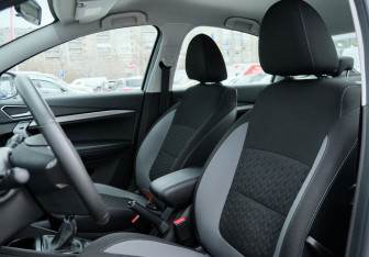 Подержанный автомобиль LADA (ВАЗ) Vesta Sedan 2023 года (19 фото)