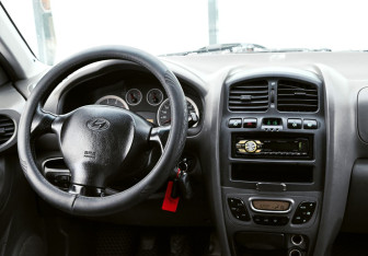 Подержанный автомобиль Hyundai Santa Fe 2008 года (11 фото)