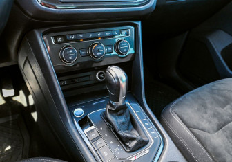Подержанный автомобиль Volkswagen Tiguan 2017 года (9 фото)