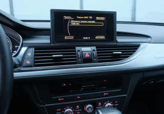 Подержанный автомобиль Audi A6 Sedan 2012 года (12 фото)