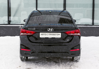 Подержанный автомобиль Hyundai Solaris Sedan 2018 года (4 фото)