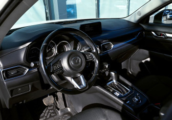 Подержанный автомобиль Mazda CX-5 2018 года (15 фото)