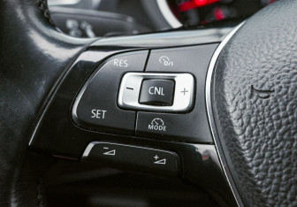 Подержанный автомобиль Volkswagen Tiguan 2017 года (13 фото)