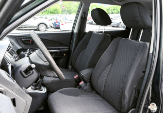 Подержанный автомобиль Hyundai Tucson 2008 года (14 фото)