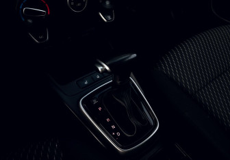 Подержанный автомобиль Kia Rio Sedan 2017 года (10 фото)