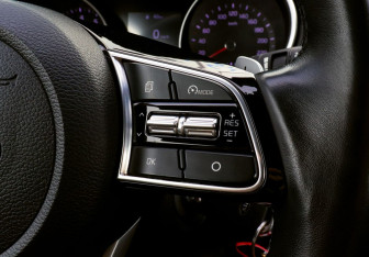 Подержанный автомобиль Kia Ceed Wagon 2021 года (13 фото)