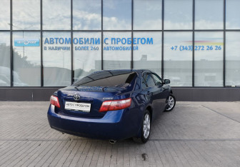 Подержанный автомобиль Toyota Camry Sedan 2008 года (5 фото)