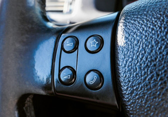 Подержанный автомобиль Volkswagen Touran 2007 года (13 фото)