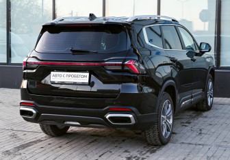 Подержанный автомобиль Geely Okavango 2024 года (5 фото)