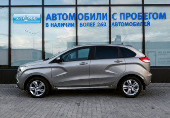 Подержанный автомобиль LADA (ВАЗ) XRAY 2016 года (2 фото)