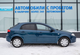 Подержанный автомобиль Chevrolet Lacetti Hatchback 2009 года (6 фото)