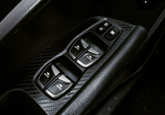Подержанный автомобиль Hyundai Santa Fe 2013 года (12 фото)