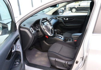 Подержанный автомобиль Nissan Qashqai 2018 года (9 фото)