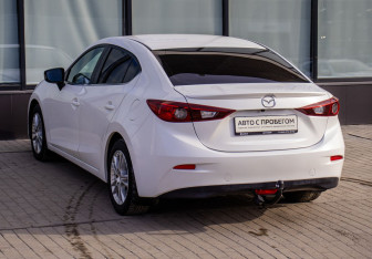 Подержанный автомобиль Mazda 3 Sedan 2014 года (3 фото)