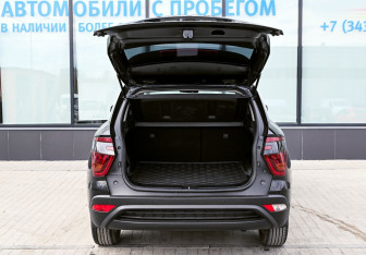 Подержанный автомобиль Hyundai Creta 2022 года (20 фото)