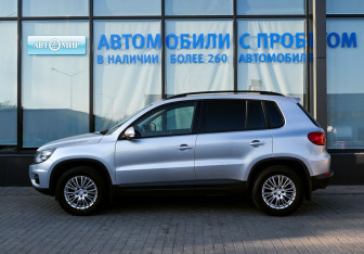 Подержанный автомобиль Volkswagen Tiguan 2011 года (2 фото)