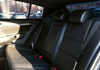 Подержанный автомобиль Geely Emgrand EC7 Hatchback 2014 года (19 фото)