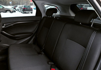 Подержанный автомобиль LADA (ВАЗ) Vesta Wagon 2019 года (17 фото)