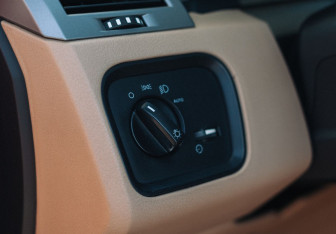 Подержанный автомобиль Land Rover Range Rover Sport 2008 года (14 фото)