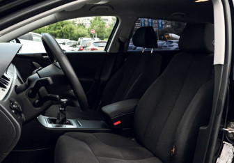 Подержанный автомобиль Volkswagen Passat Wagon 2008 года (15 фото)