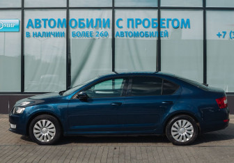 Подержанный автомобиль Skoda Octavia Liftback 2014 года (2 фото)