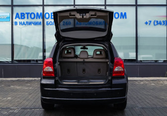 Подержанный автомобиль Dodge Caliber 2007 года (11 фото)
