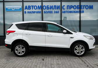 Подержанный автомобиль Ford Kuga 2014 года (6 фото)
